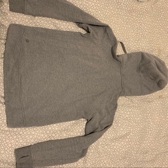 LULUMEMON ZIP UP - Picture 3 of 4